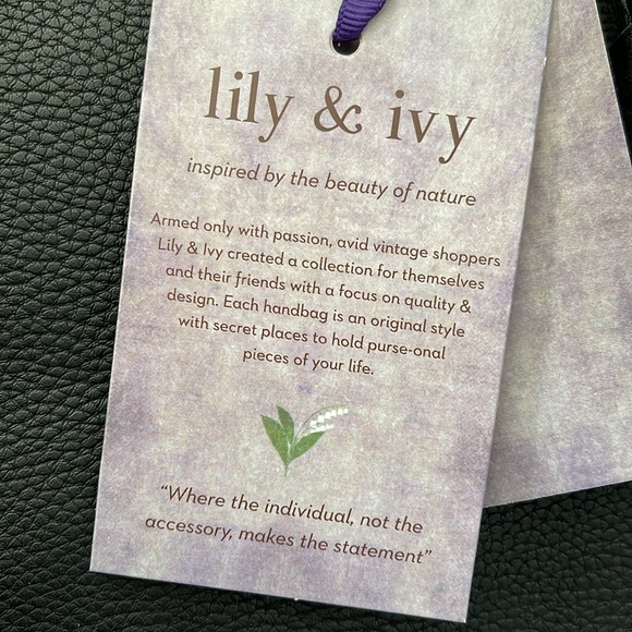 BNWT, Lily and Ivy large purse. - Picture 4 of 8
